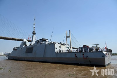 Gallery - 	Tàu Hải quân Pháp thăm xã giao thành phố Hồ Chí Minh